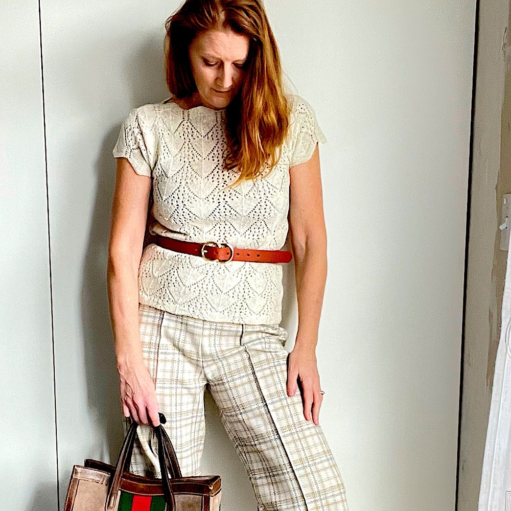Vintage 70s Cream Sweater Cutwork Detail Small SS